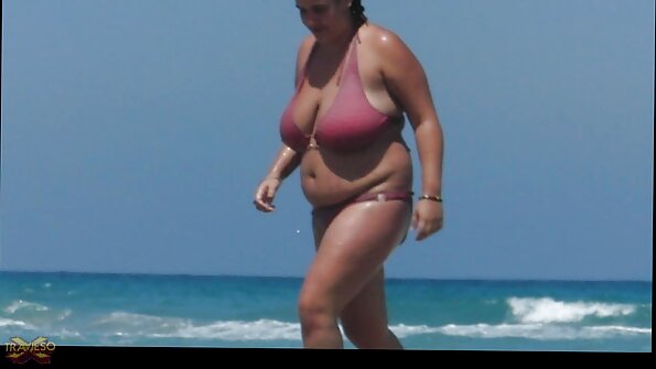 Džesa praktizē savu sitienu tehniku