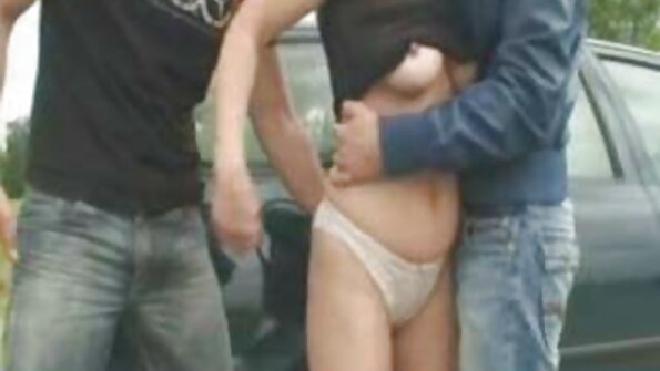 Milana Fox - Neatvairāma! Liels melns gailis fucks karsts maz incītis.