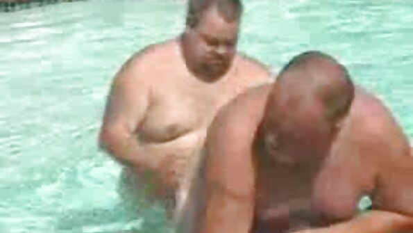 Busty taizemiešu meitene gets fucked pa viesnīcas istabu