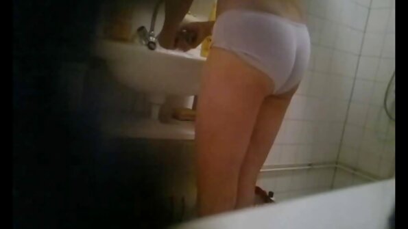 Iepazīstieties ar Madden Oil And Legs Video